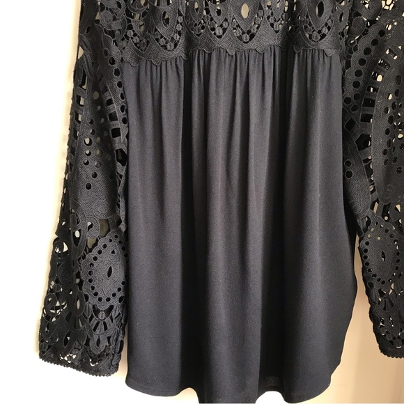 Joie Blouse with Lace - Picture 3 of 11
